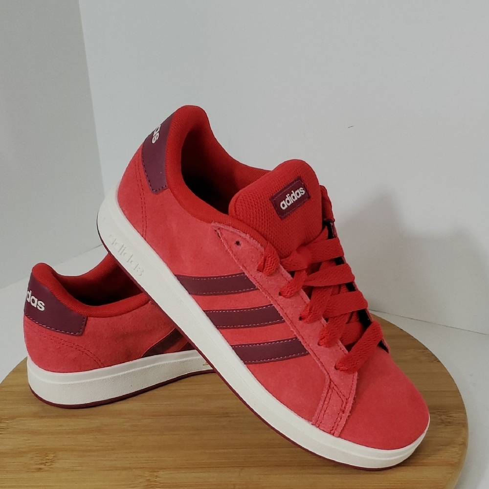 Adidas Grand Court 00s K Red Kids Sneakers Size 5 NIB